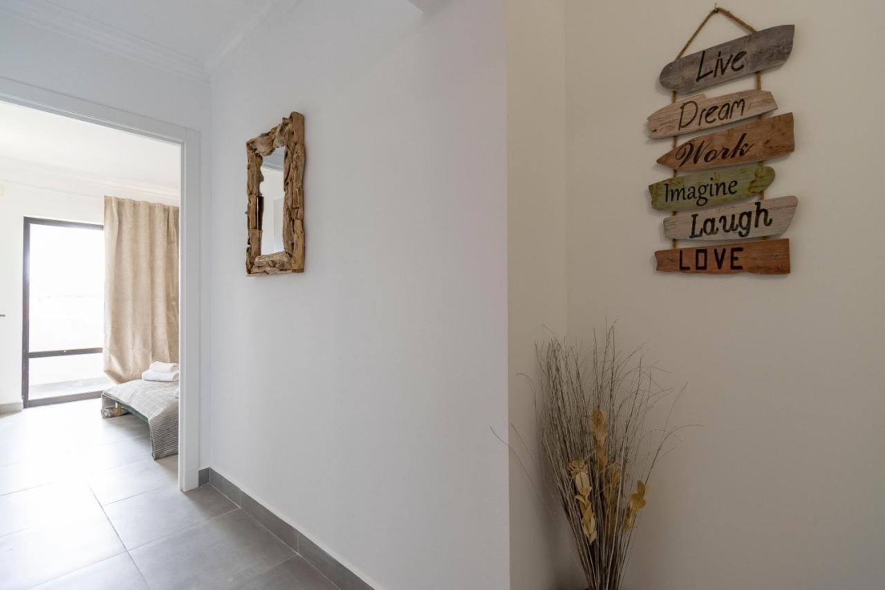 3 Minutes To The Beach, 2 Bedroom Amazing Apt With Balcony, Bbq Grill And Pool ซาเกรส ภายนอก รูปภาพ